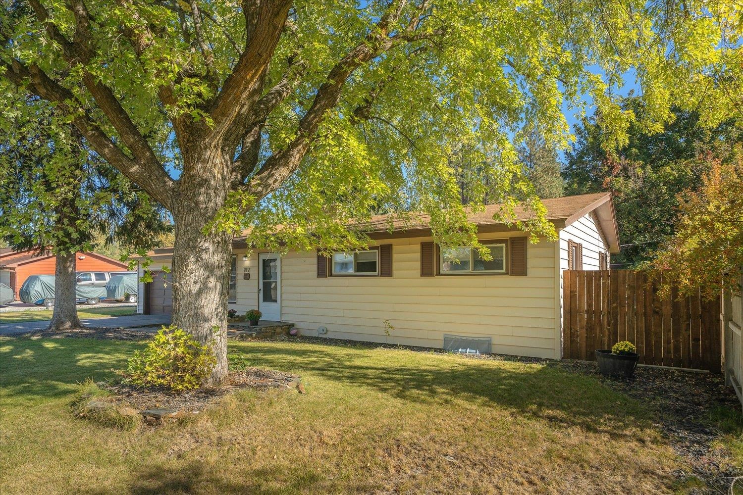 919 South Edgerton Road Spokane Valley, WA 99212 - Photo 6 of 50 Gallery Image 6