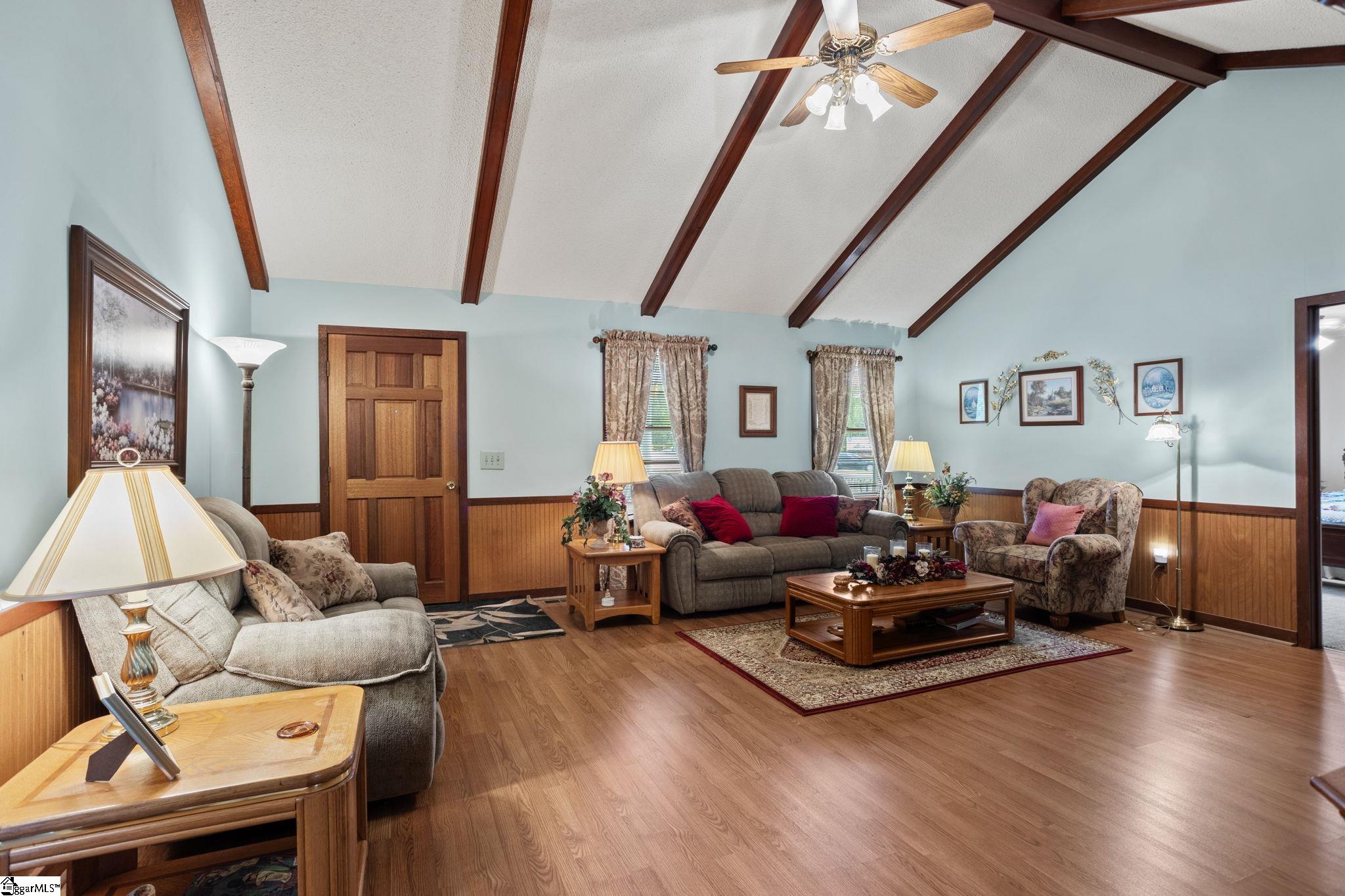 2604 Roper Mountain Road Simpsonville, SC 29681 - Photo 8 of 43