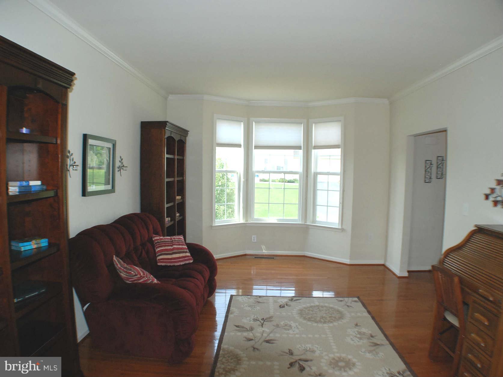 86 Shelby Road Inwood, WV 25428 - Photo 14 of 30 Living Room
