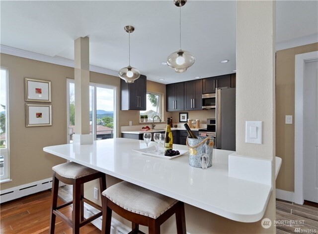 7809 South Sunnycrest Road Seattle, WA 98178 - Photo 4 of 21