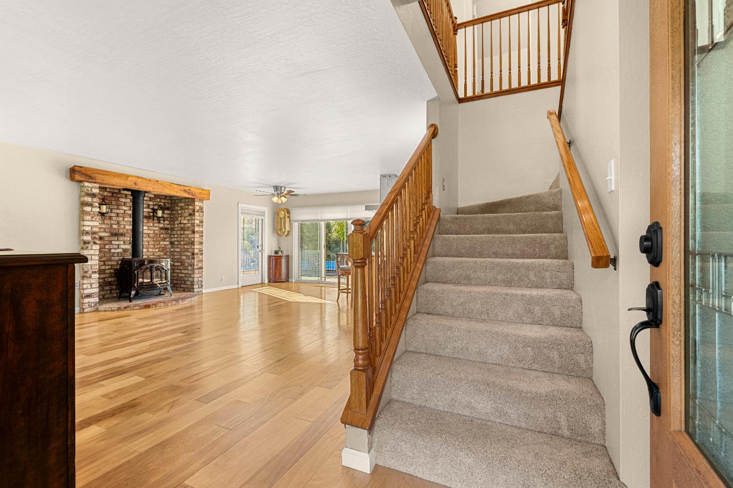 5901 Cerrito Road Diamond Springs, CA 95619 - Photo 18 of 61