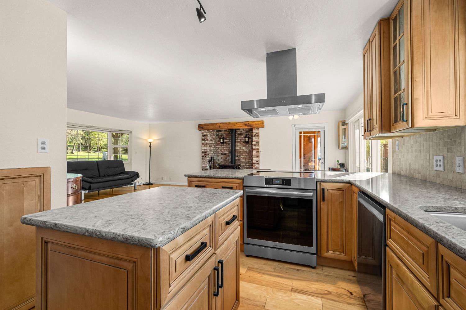 5901 Cerrito Road Diamond Springs, CA 95619 - Photo 22 of 61