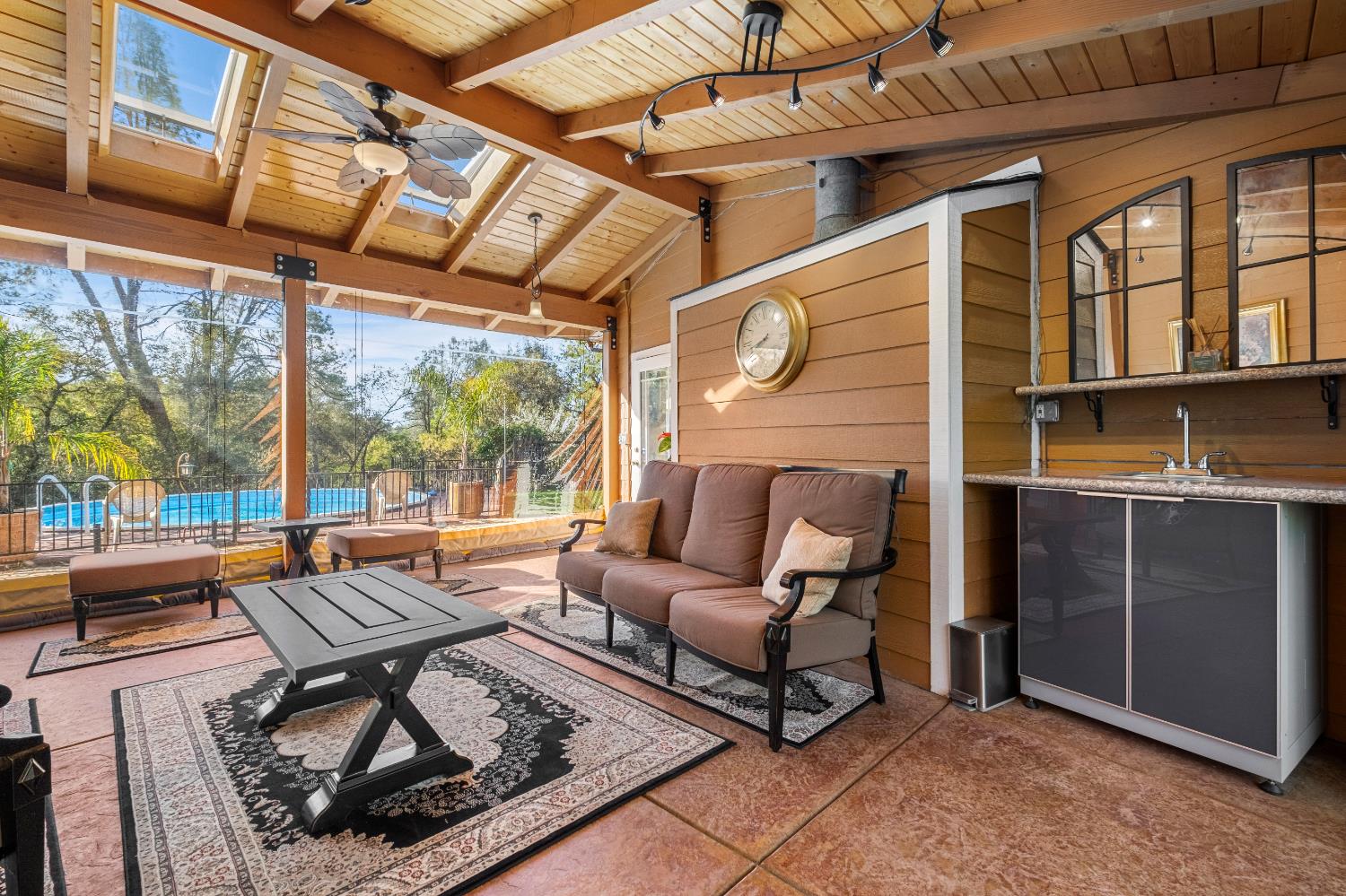 5901 Cerrito Road Diamond Springs, CA 95619 - Photo 38 of 61