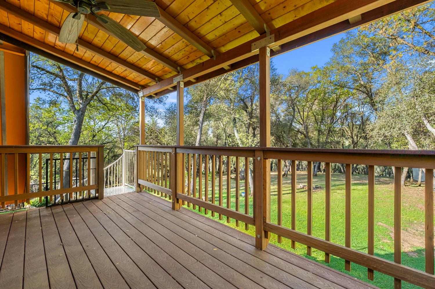 5901 Cerrito Road Diamond Springs, CA 95619 - Photo 7 of 61