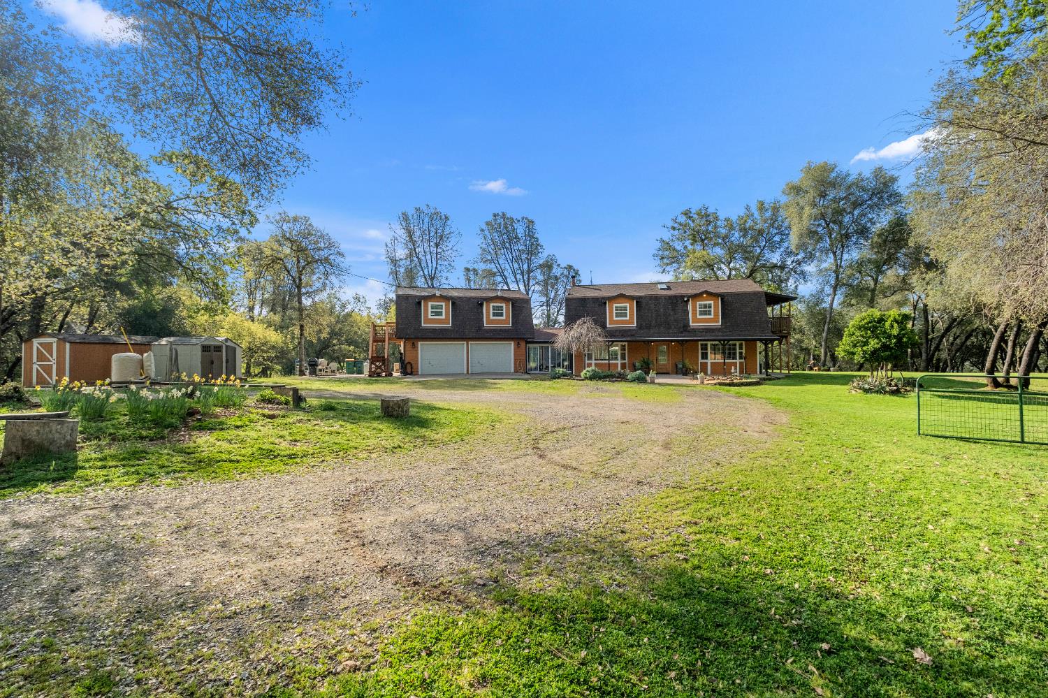 5901 Cerrito Road Diamond Springs, CA 95619 - Photo 9 of 61