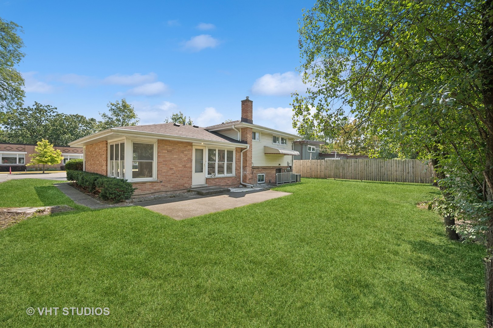 605 Romona Road Wilmette, IL 60091 - Photo 17 of 22
