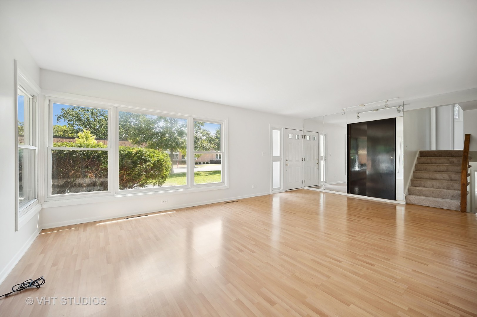 605 Romona Road Wilmette, IL 60091 - Photo 5 of 22