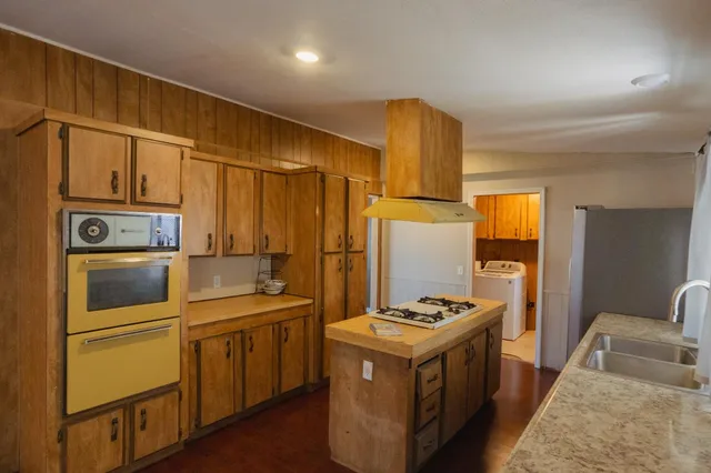 $80,000 | 2499 East Gerard Avenue, Unit 185, Merced, CA 95341