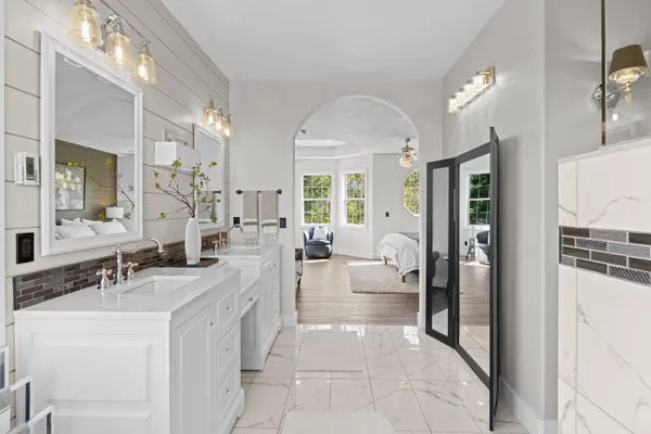 $1,675,000 | 7406 South Deerview Lane, Spokane, WA 99223