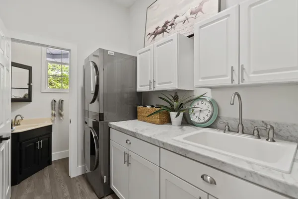 $1,675,000 | 7406 South Deerview Lane, Spokane, WA 99223