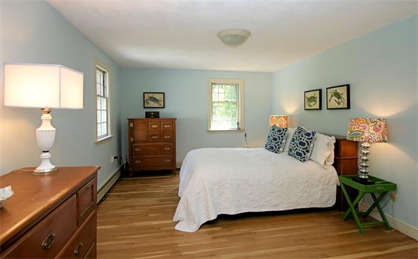 12 Waltham Road Wayland, MA 01778 - Photo 13 of 19