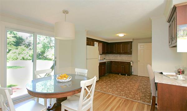 12 Waltham Road Wayland, MA 01778 - Photo 8 of 19