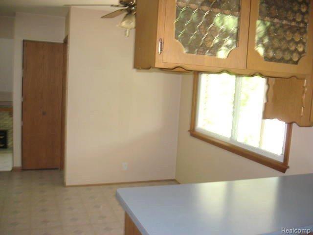 3346 24 Mile Road Utica, MI 48316 - Photo 3 of 12 DINING AREA 24.JPG