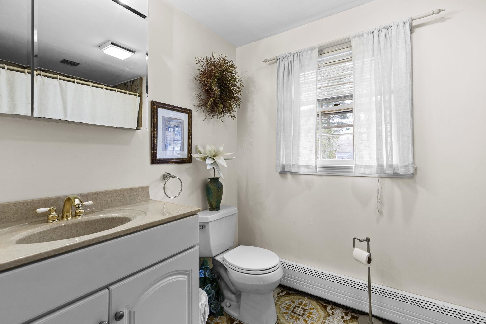 76 Tehias Road Rye, NH 03870 - Photo 15 of 60