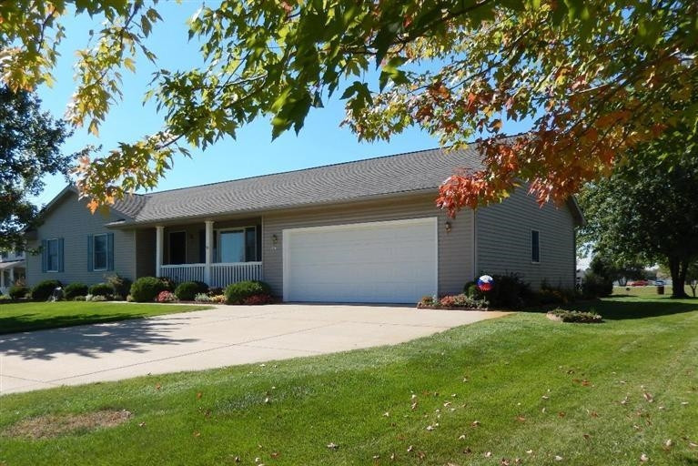 3172 Cobblestone Ridge Tecumseh, MI 49286 - Photo 2 of 10 Photo 2