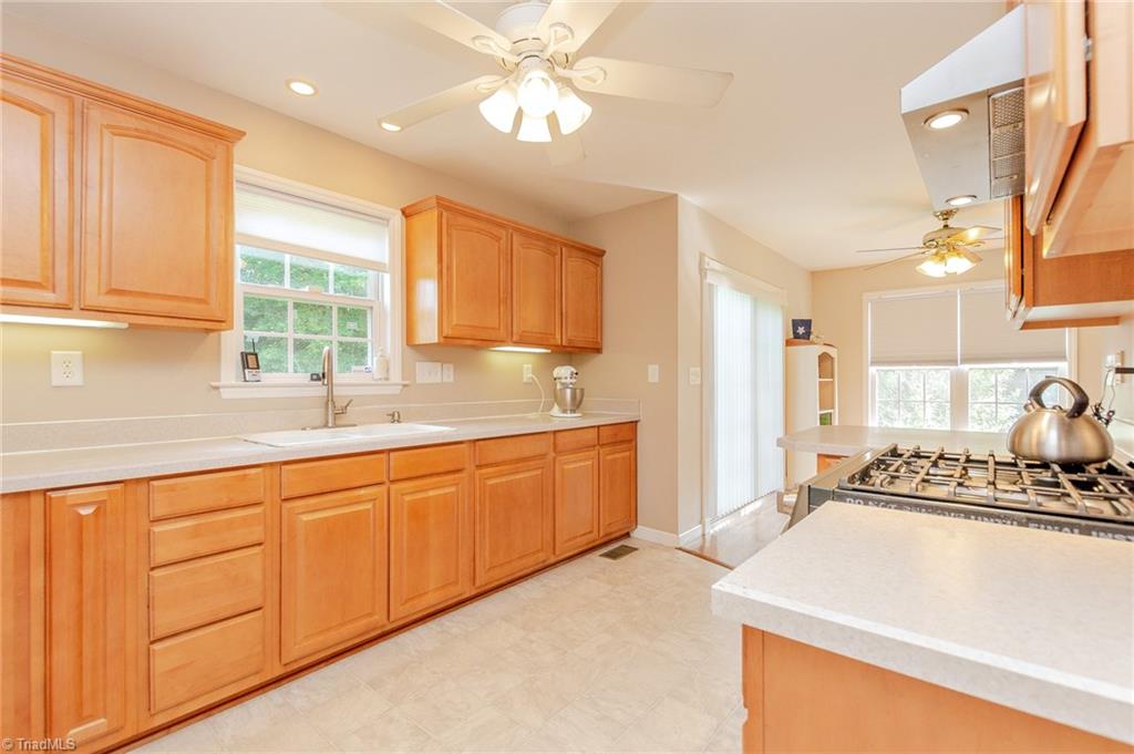 3228 Cane Mill Road Asheboro, NC 27205 - Photo 16 of 37 Gallery Image 16