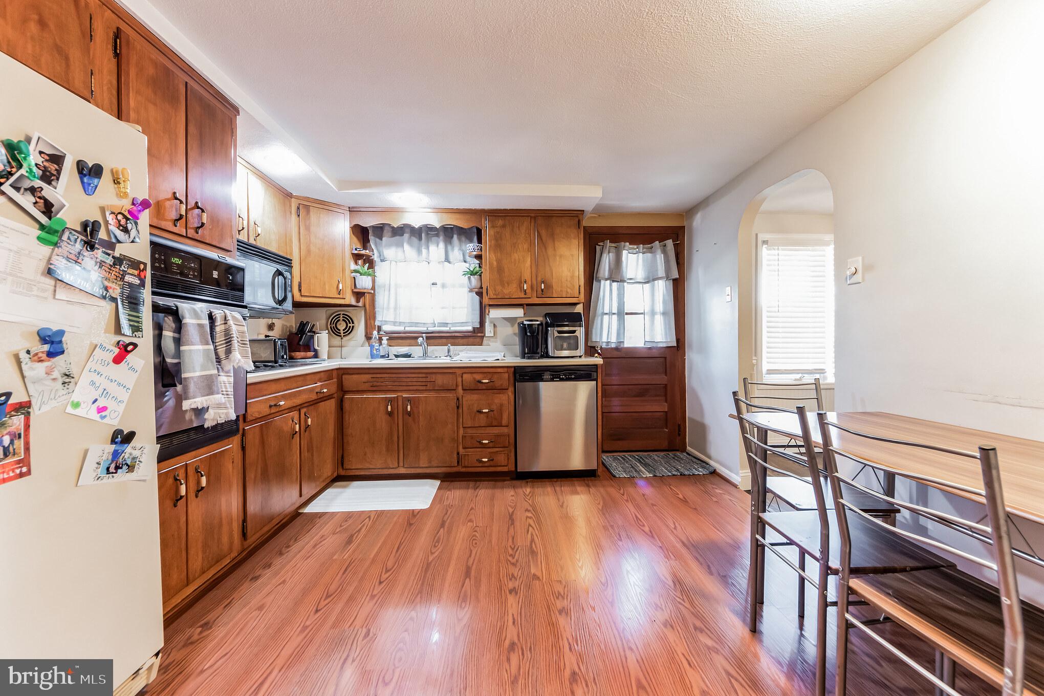 661 Holland Road Southampton, PA 18966 - Photo 8 of 28 Gallery Image 8