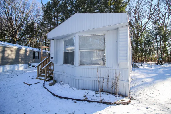 $27,999 | 11457 Circle Drive, Unit 44, Schoolcraft, MI 49087