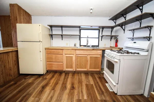 $27,999 | 11457 Circle Drive, Unit 44, Schoolcraft, MI 49087