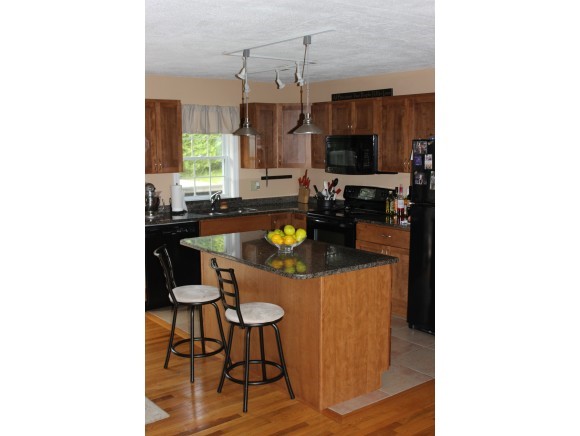 338 Prospect Street Barre, VT 05641 - Photo 1 of 24 Gallery Image 1