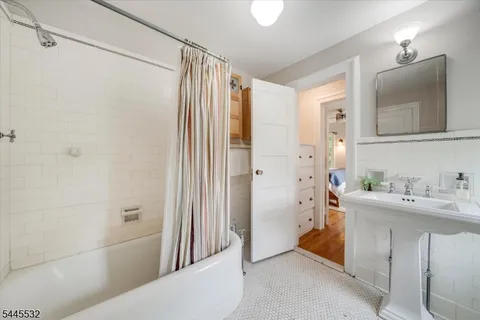 $1,095,000 | 209 Grove Road, South Orange, NJ 07079