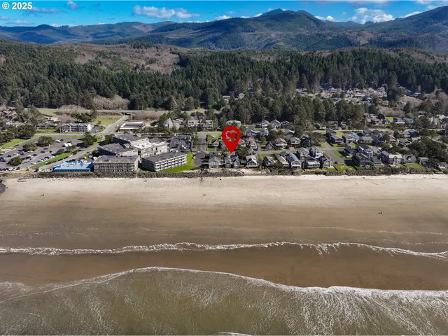 $899,000 | 3524 Pacific Avenue, Cannon Beach, OR 97110