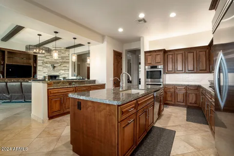 $1,800,000 | 36482 North Boulder View Drive, Scottsdale, AZ 85262