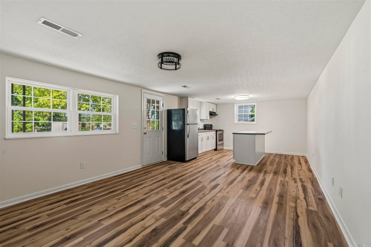 175 Wills Road Bowling Green, KY 42101 - Photo 23 of 31 Gallery Image 23