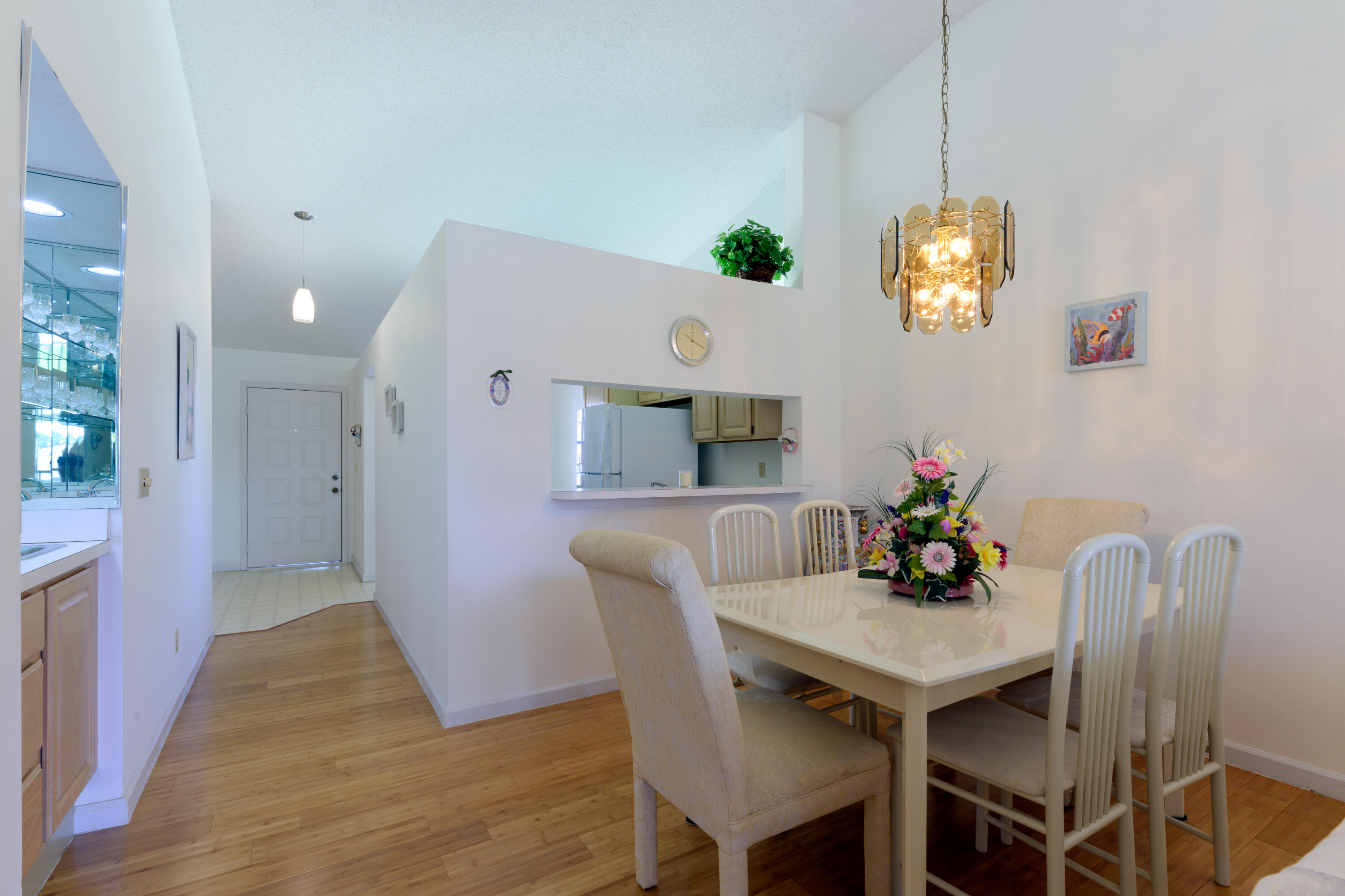 2042 Keystone Drive, Unit B Jupiter, FL 33458 - Photo 4 of 18 Dining