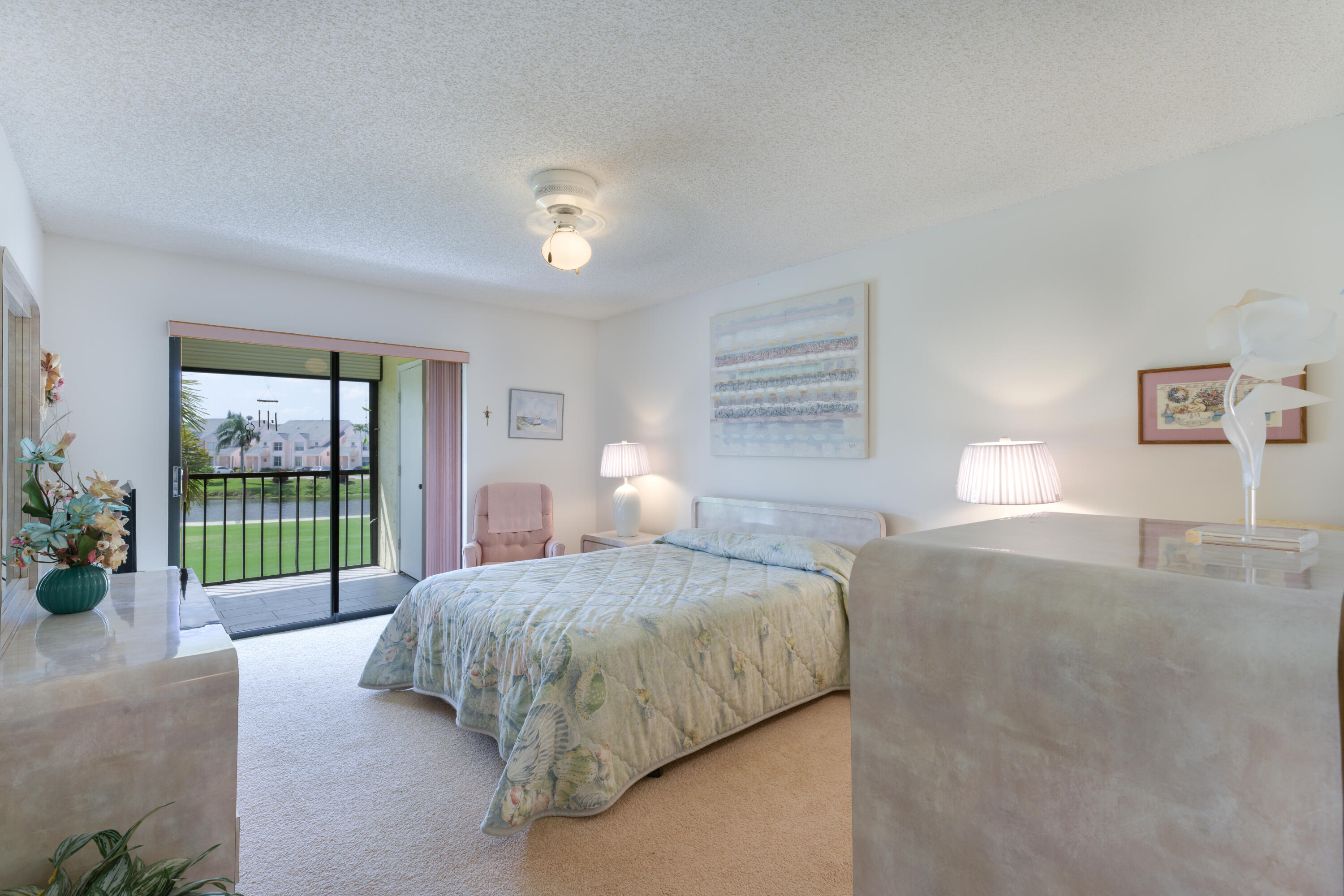 2042 Keystone Drive, Unit B Jupiter, FL 33458 - Photo 7 of 18 Primary Bed