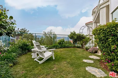 $1,650,000 | 2048 Palisades Drive, Pacific Palisades, CA 90272