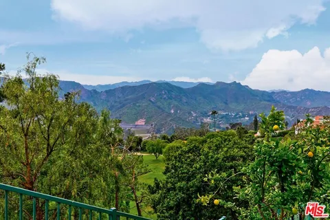 $1,650,000 | 2048 Palisades Drive, Pacific Palisades, CA 90272