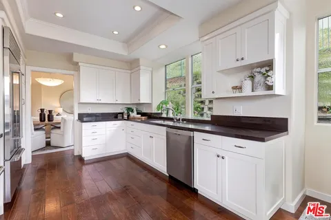 $1,650,000 | 2048 Palisades Drive, Pacific Palisades, CA 90272