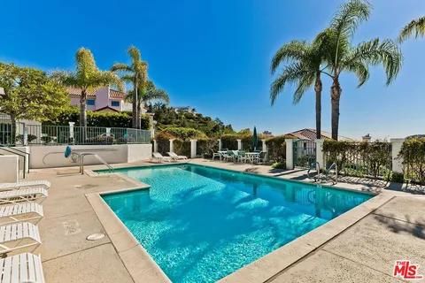 $1,650,000 | 2048 Palisades Drive, Pacific Palisades, CA 90272