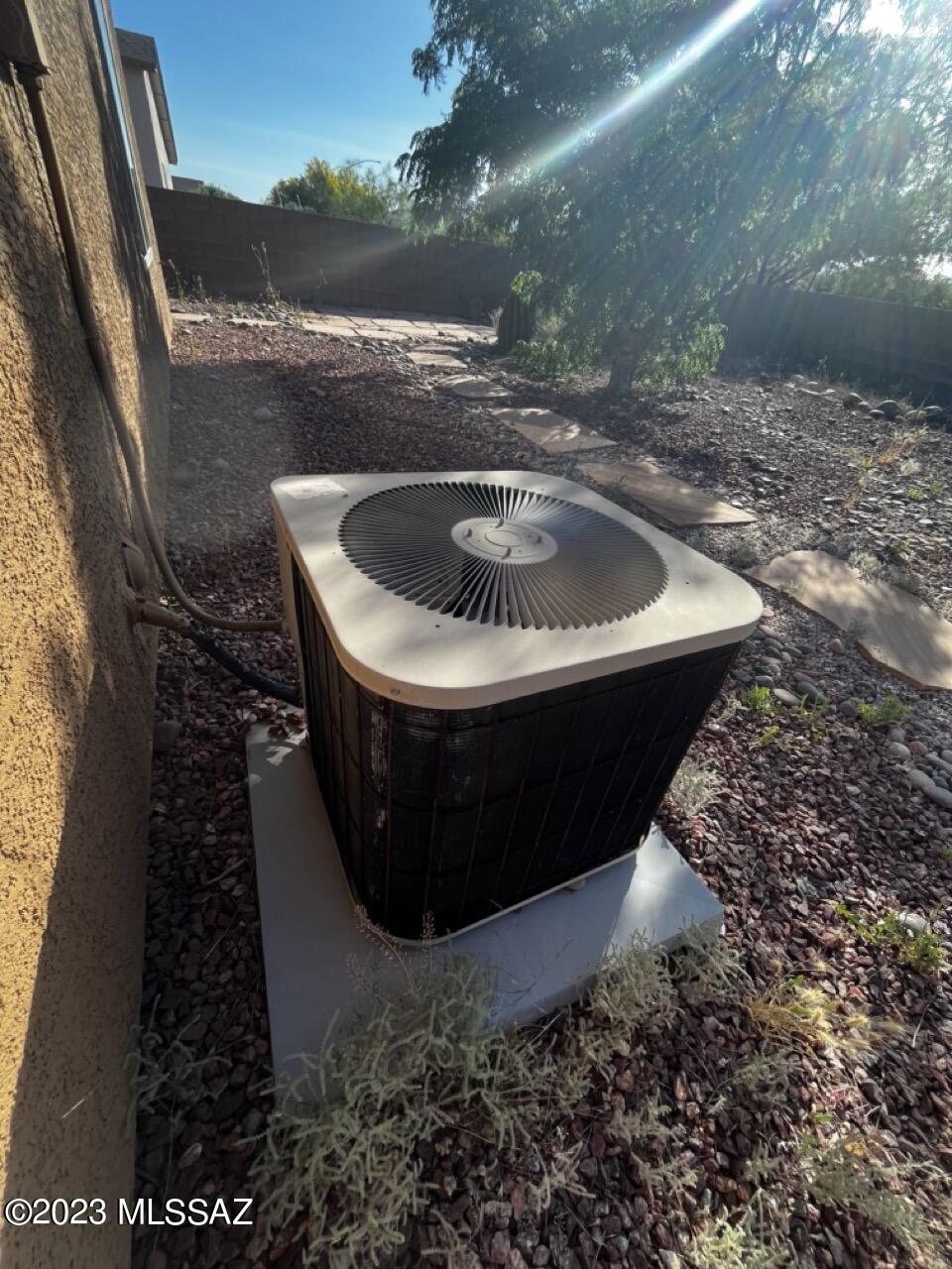 7663 South Meadow Spring Way Tucson, AZ 85747 - Photo 37 of 39
