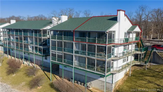 $310,000 | 1103 West Harbour Towne Drive, Unit 1103, Lake Ozark, MO 65049