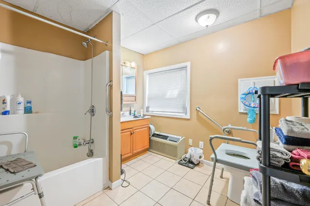 $271,900 | 117 South Warren Avenue, Big Rapids, MI 49307