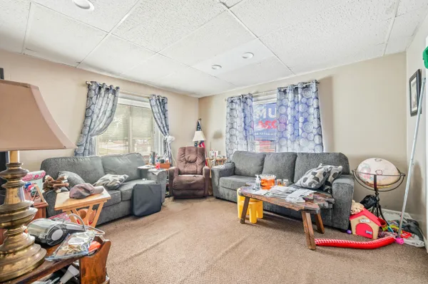 $271,900 | 117 South Warren Avenue, Big Rapids, MI 49307