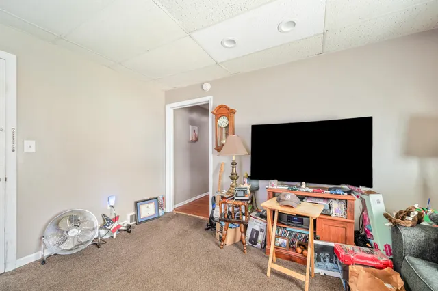 $271,900 | 117 South Warren Avenue, Big Rapids, MI 49307