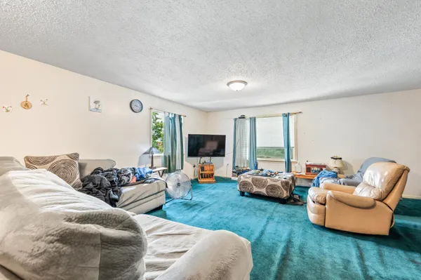 $271,900 | 117 South Warren Avenue, Big Rapids, MI 49307