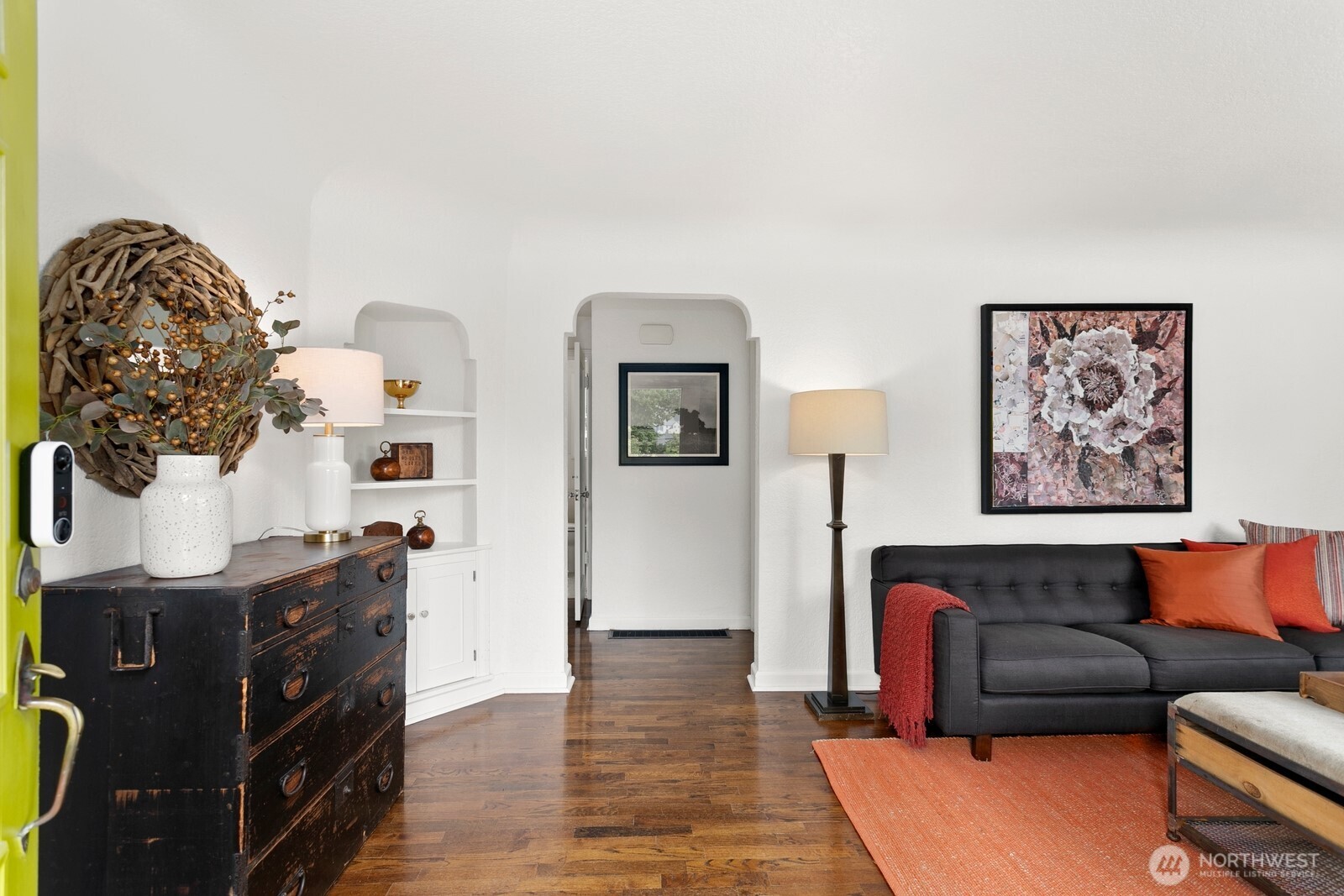 4317 Southwest Raymond Street Seattle, WA 98136 - Photo 3 of 19 Gallery Image 3