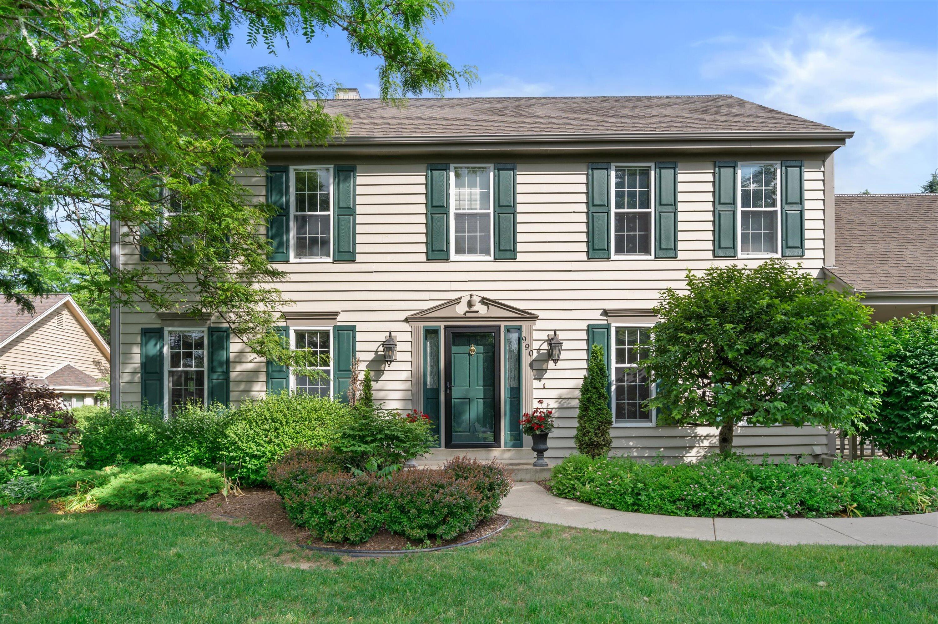 990 South Springdale Road Waukesha, WI 53186 - Photo 3 of 45 Front
