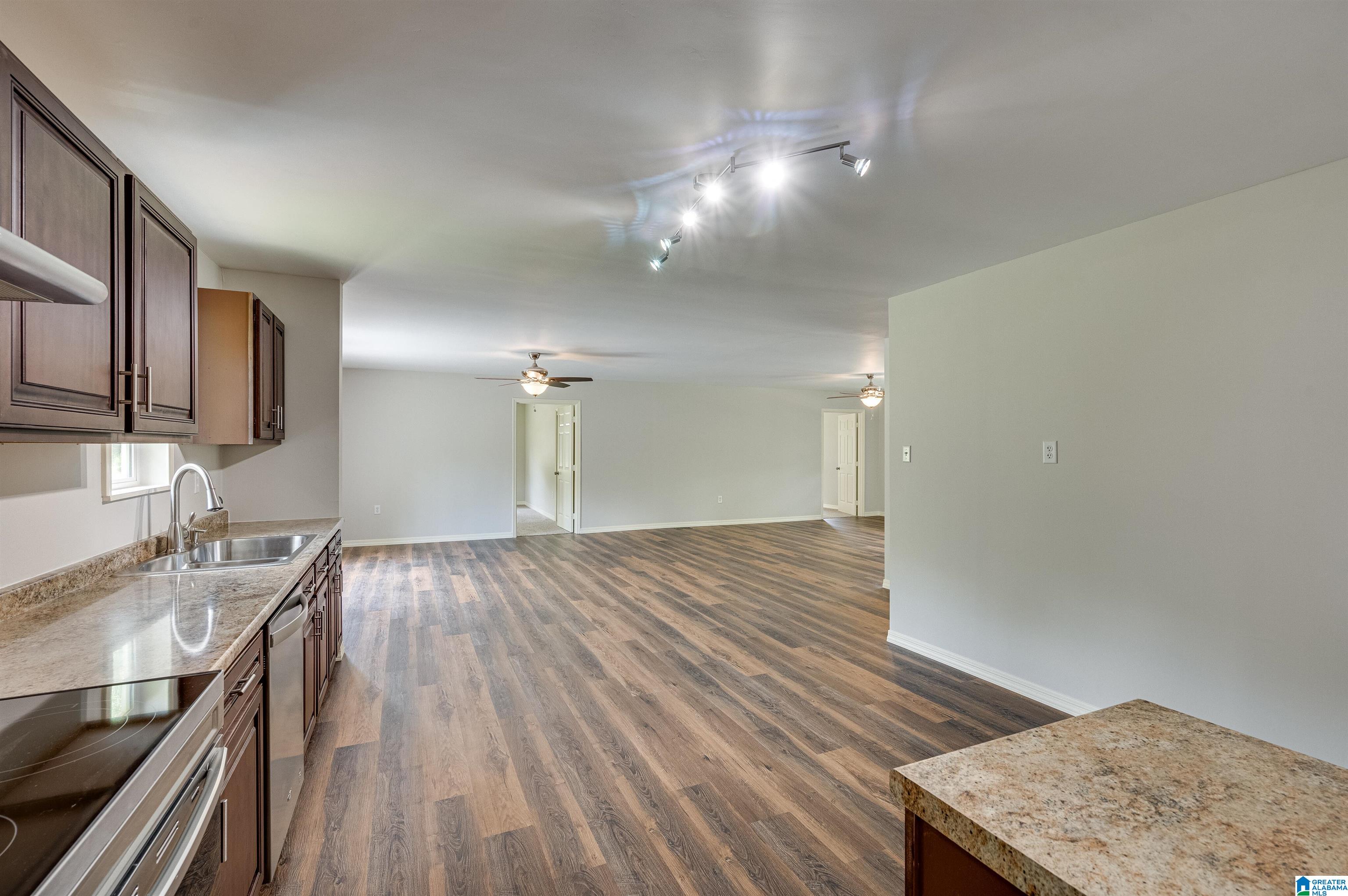 2553 Lay Springs Road Gadsden, AL 35904 - Photo 11 of 31