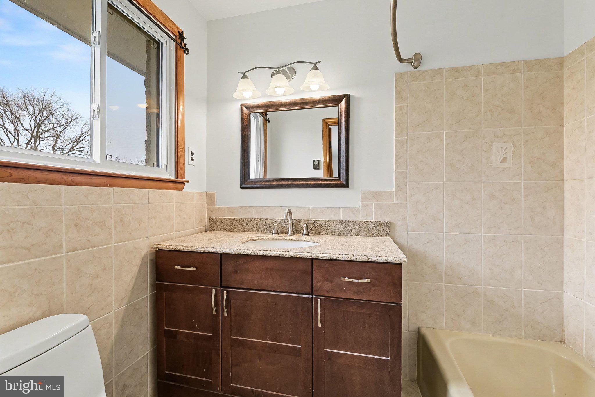 1621 Liberty Grove Road Conowingo, MD 21918 - Photo 15 of 36 Master Bathroom