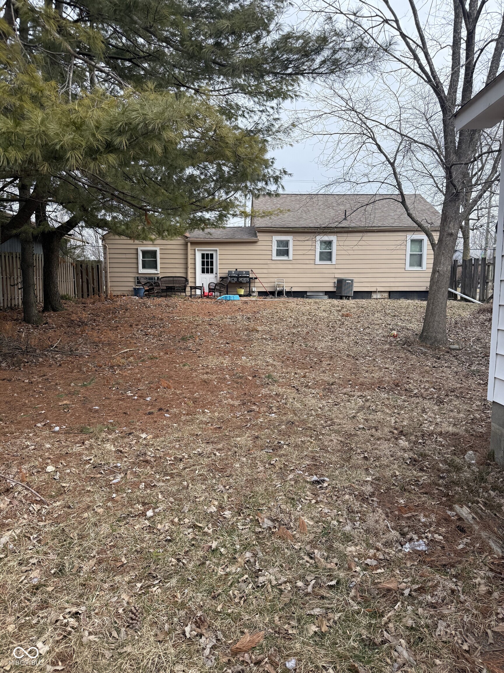 8833 Crawfordsville Road Indianapolis, IN 46234 - Photo 5 of 18 Gallery Image 5