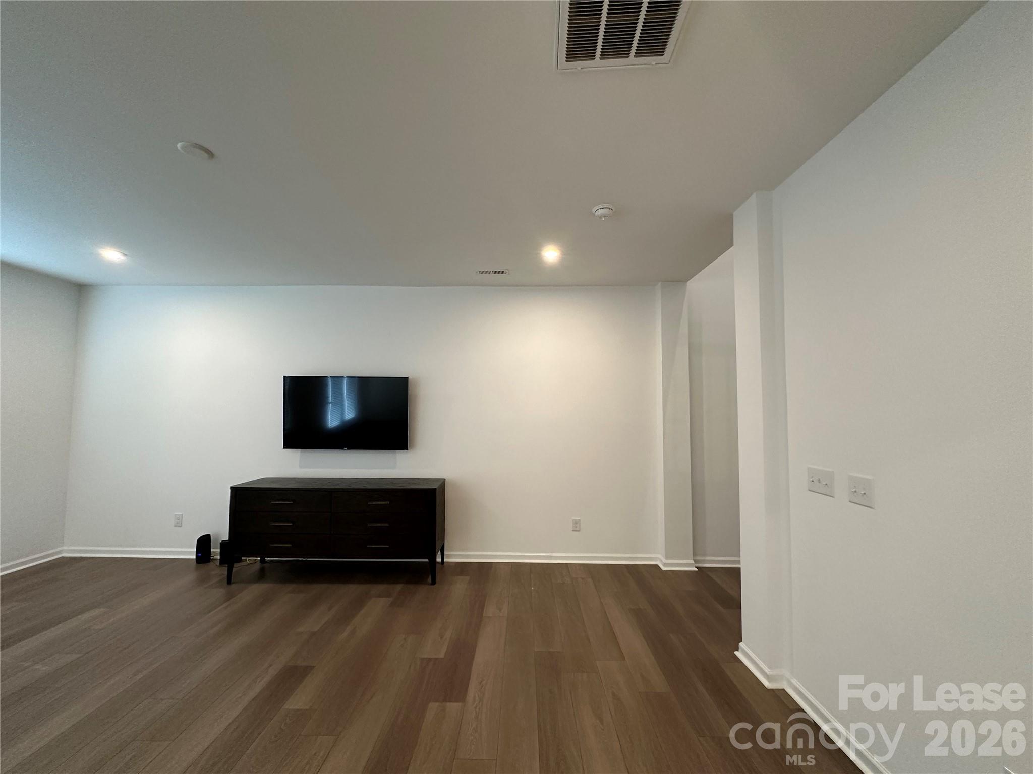 13010 Rover Street Charlotte, NC 28273 - Photo 10 of 33 Gallery Image 10