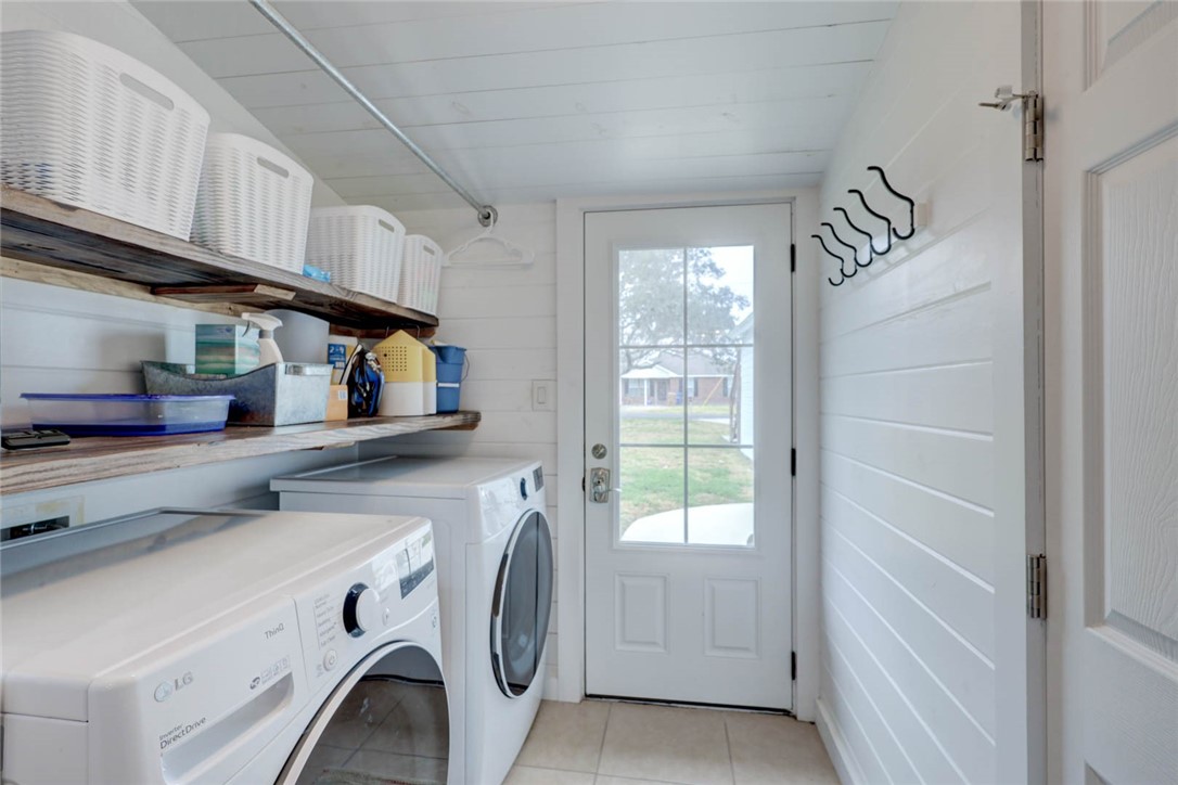 4034 Laguna Shores Road Corpus Christi, TX 78418 - Photo 16 of 40