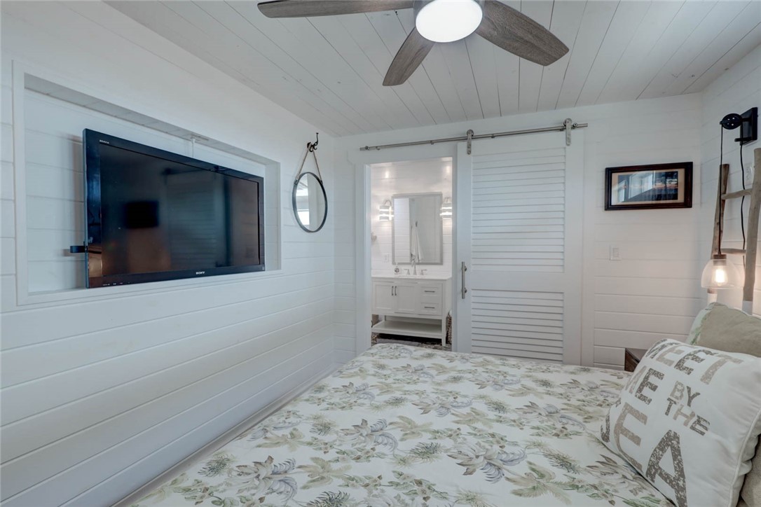 4034 Laguna Shores Road Corpus Christi, TX 78418 - Photo 19 of 40