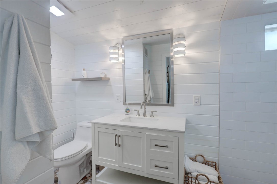 4034 Laguna Shores Road Corpus Christi, TX 78418 - Photo 20 of 40