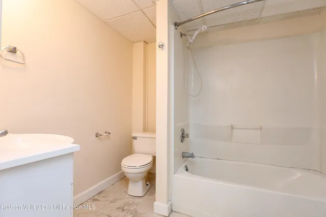 $1,300 | 41 Livingston Street, Unit 1, Kingston, NY 12401